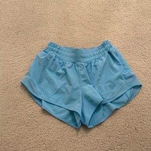Lululemon Hotty hot shorts 2.5